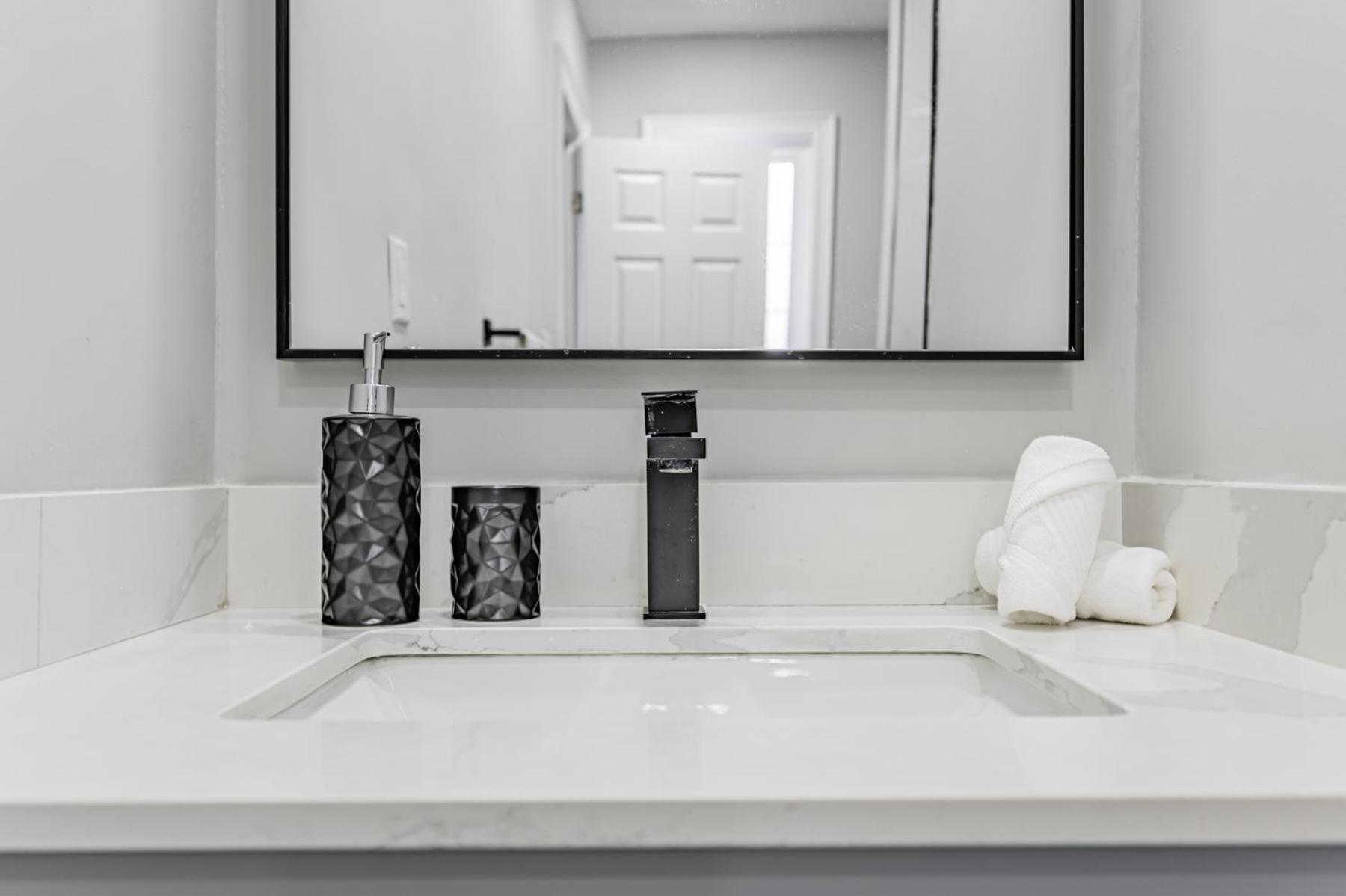 Victoria Park Suite Toronto Extérieur photo